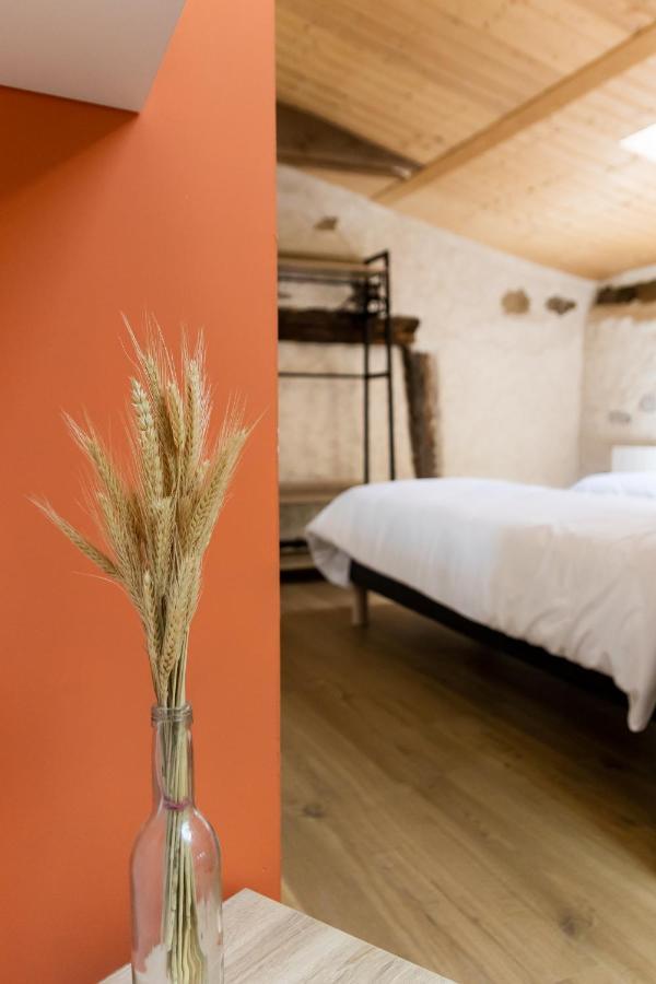 Domaine Du Coq En Pat Bed and Breakfast Augerolles Eksteriør billede